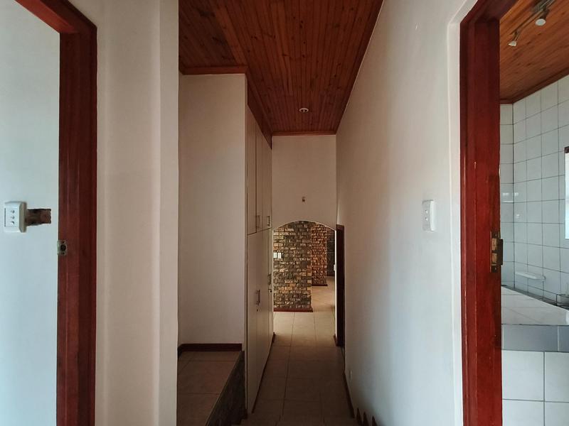 5 Bedroom Property for Sale in Oatlands North Eastern Cape